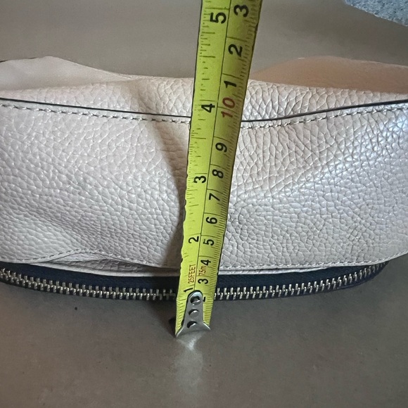 MARC JACOBS Gotham Nomad Leather Crossbody Bag In Hazelnut Gold Hardware - Picture 12 of 12